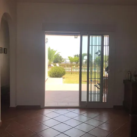Casa Huerta Del Pitorreo * コニル・デ・ラ・フロンテラ